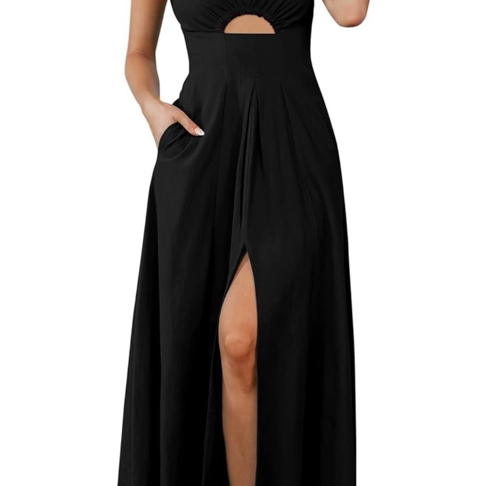 Elegant Black Maxi Dress